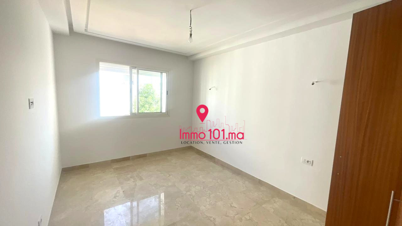 Location appartement à Hay Riad SILAV2270
